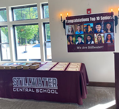 Top 10 dinner display table and poster
